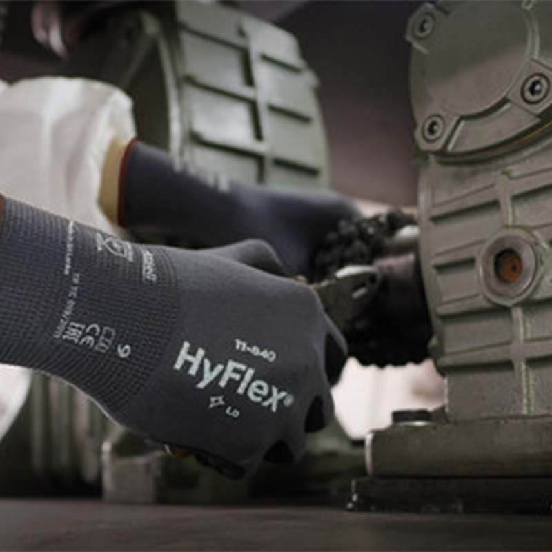 Ansell HyFlex 11-840 Abrasion-Resistant Gloves